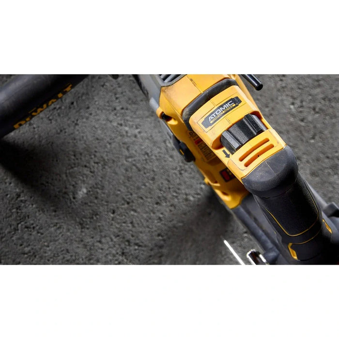 DEWALT DCH172D2 ATOMIC™ 20V MAX* 5/8 in. Brushless Cordless SDS PLUS Rotary Hammer Kit