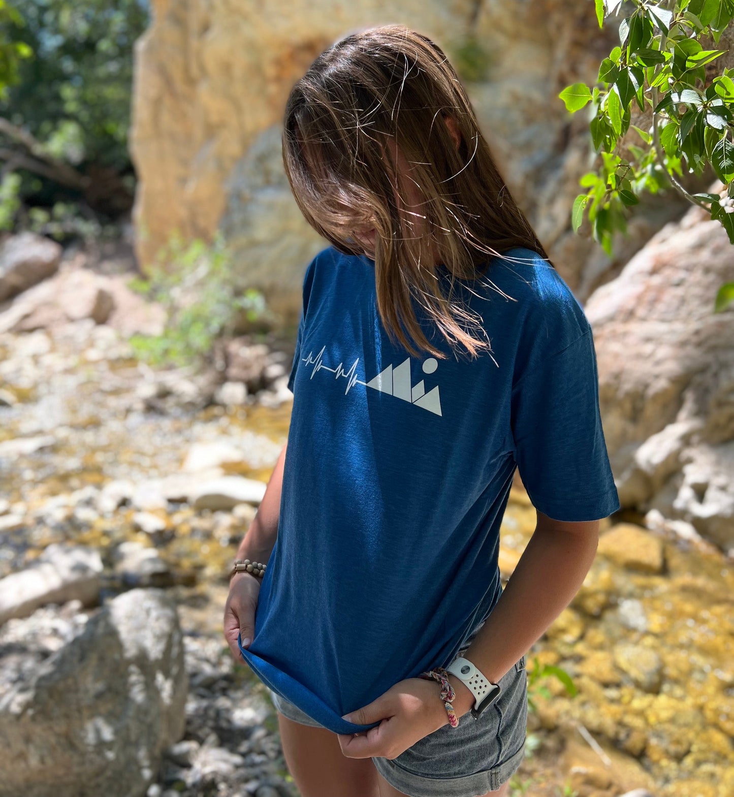 Mountain Pulse - Premium Graphic Tee